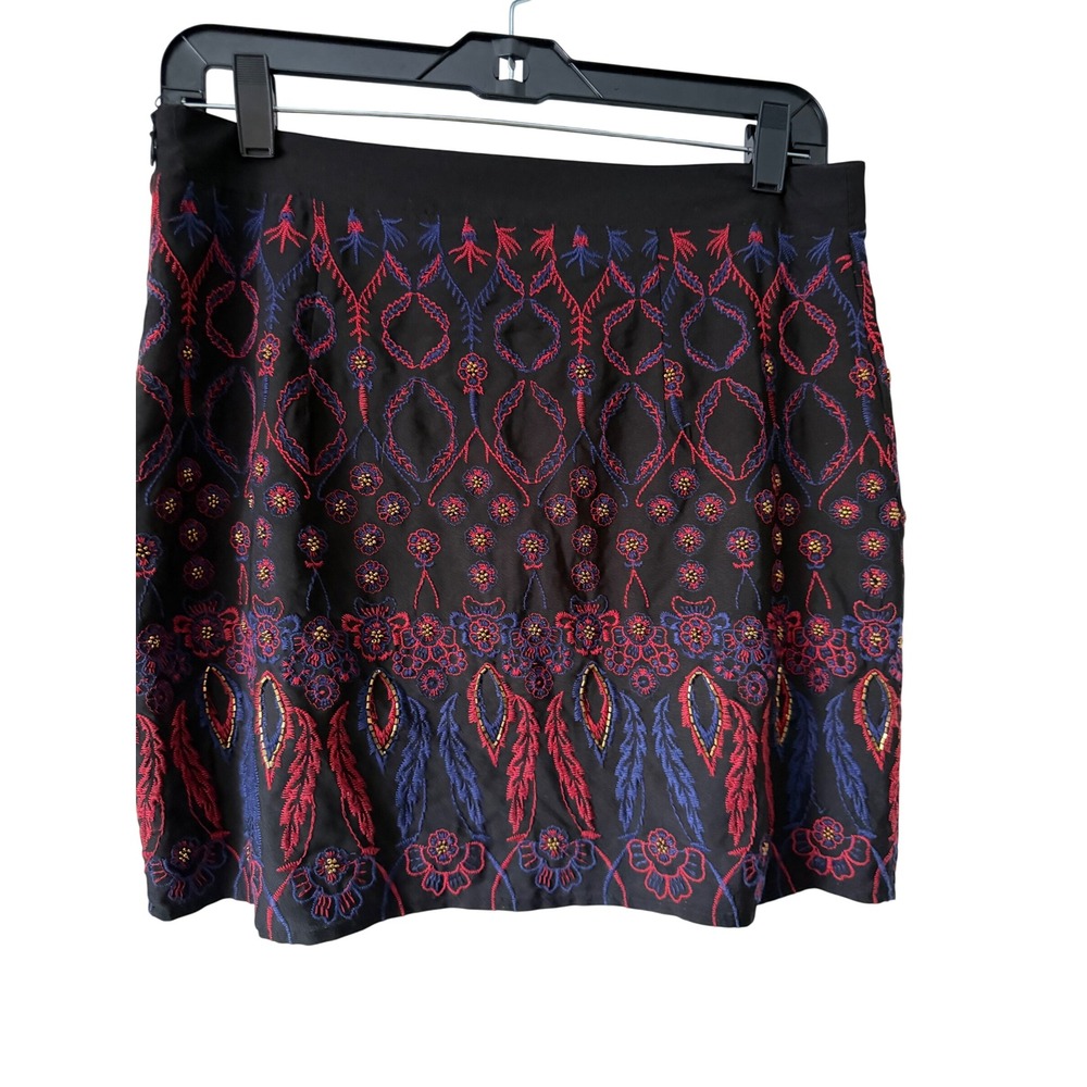 Forever 21‎ Contemporary Embroidered Beaded Mini Skirt Womens M Black Red Blue